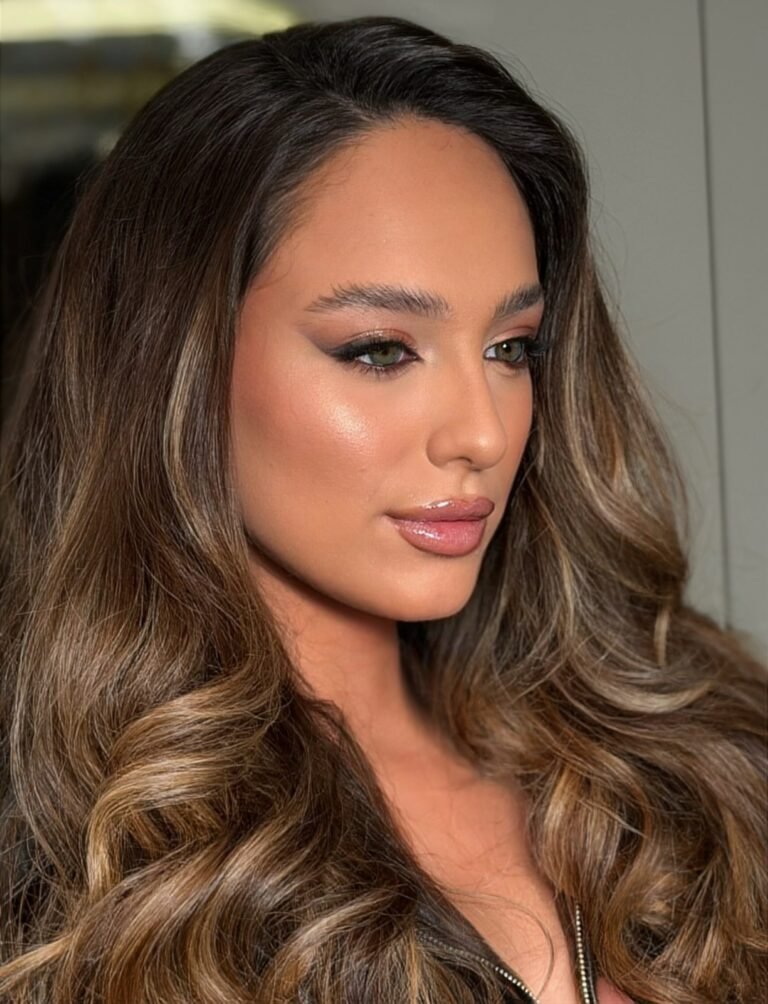 Maquiagem por Débora Hubner - Ever Beauty BC